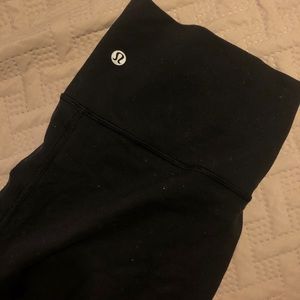 Lululemon size 8 cropped black leggings
